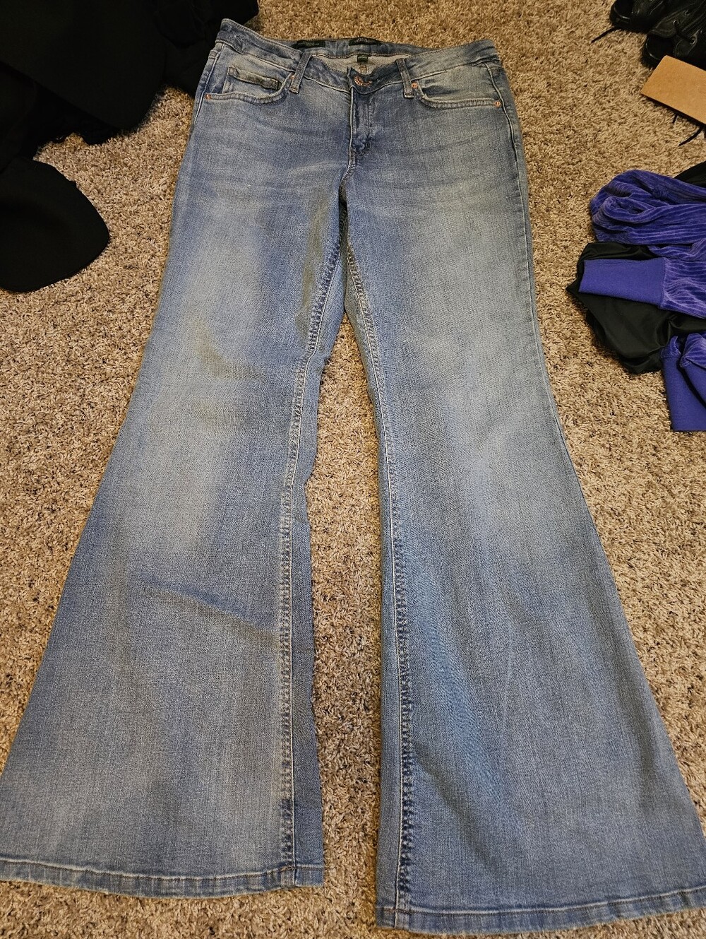 Wild Fable Mid Rise Flare Size 10